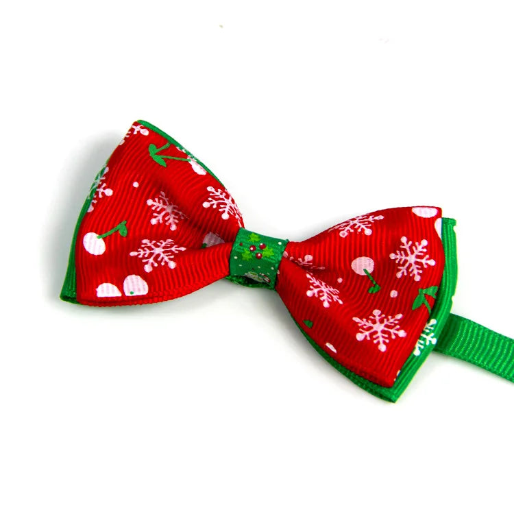 Adjustable Christmas bow tie collar accessory for dogs and cats in festive red and green by Petivo.