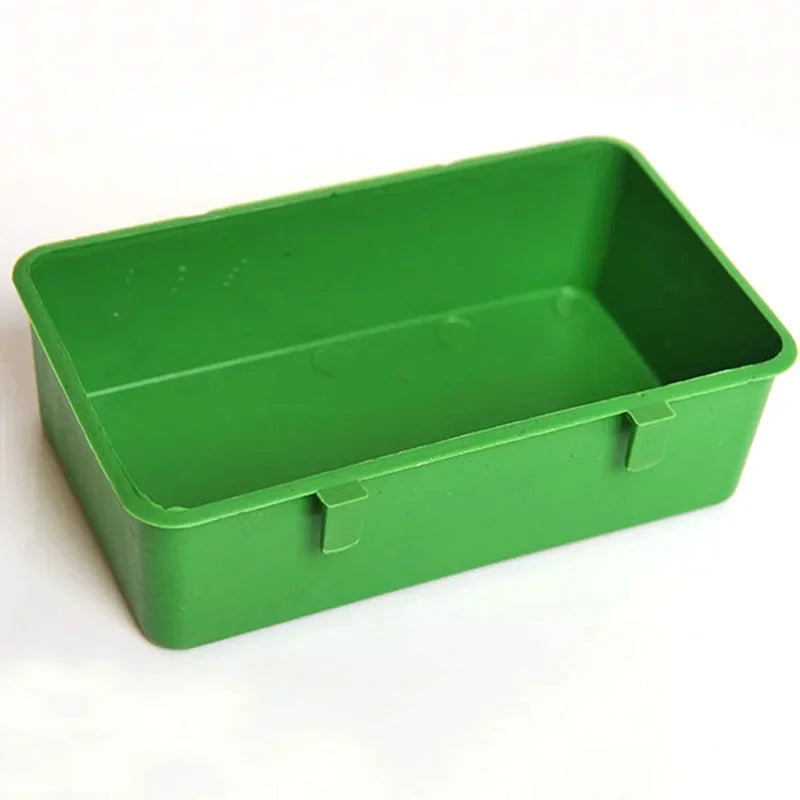 AeroFeeder™ gravity-driven hanging pet bowl for cages, featuring an easy-clean design and mess-free feeding.