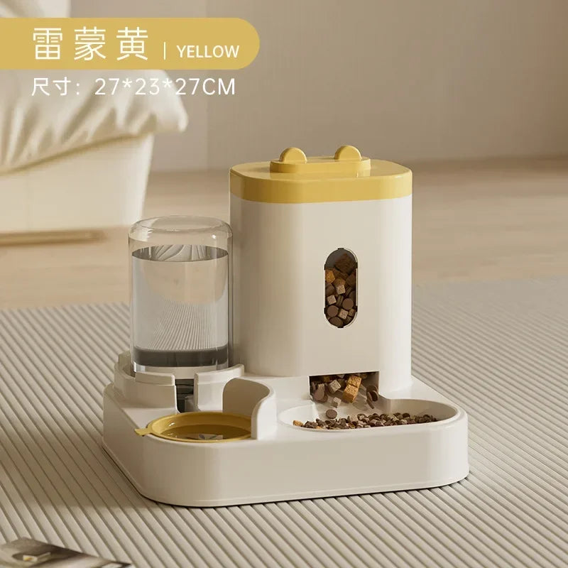 EverFresh™ Gravity-Flow Diner with integrated feeding basin and anti-spill design for mess-free pet dining.