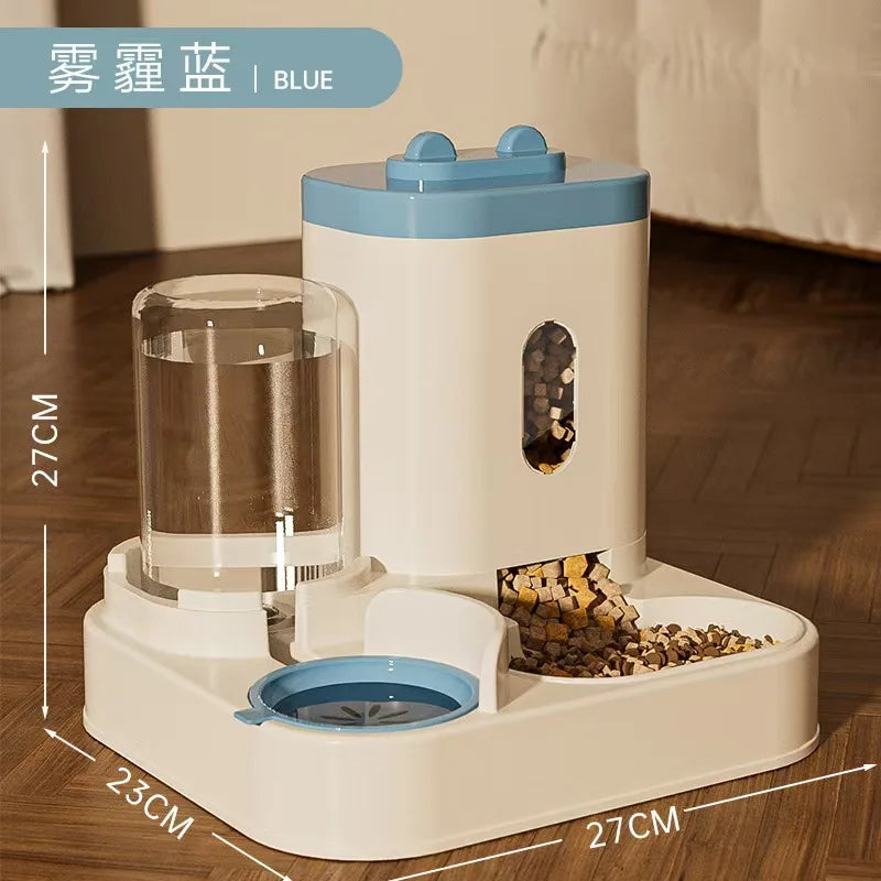 Automatic circulating waterer and tilted food bowl for cats and dogs by Petivo, featuring a whisper-quiet design.