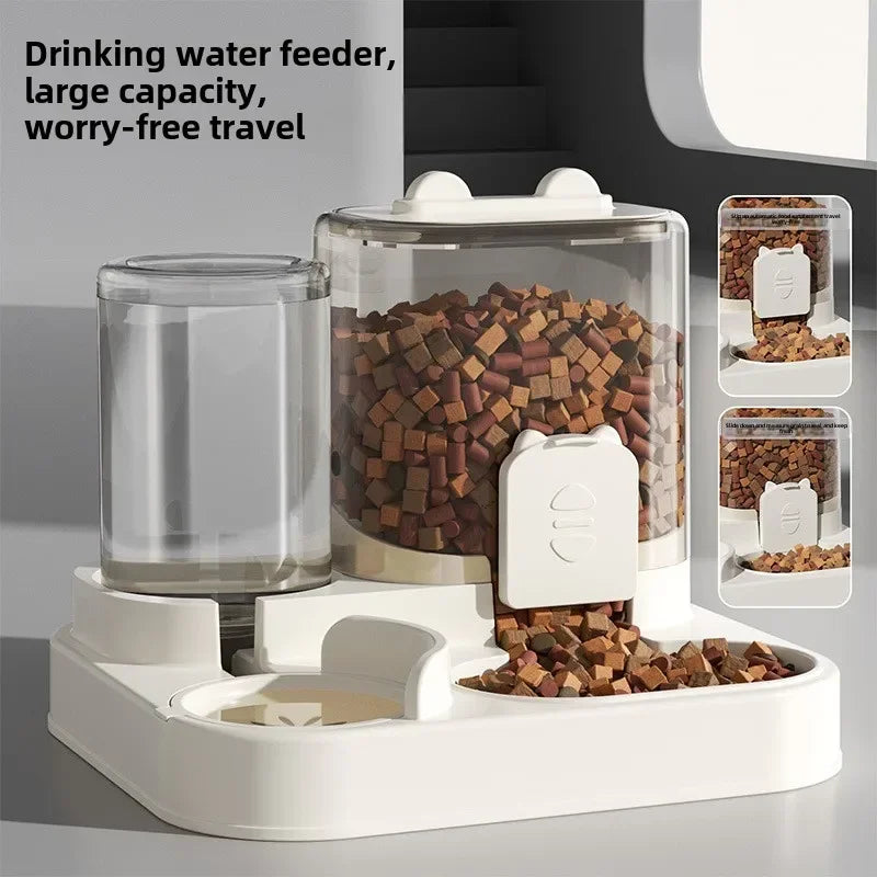 Automatic circulating waterer and tilted food bowl for cats and dogs, featuring a whisper-quiet design by Petivo.