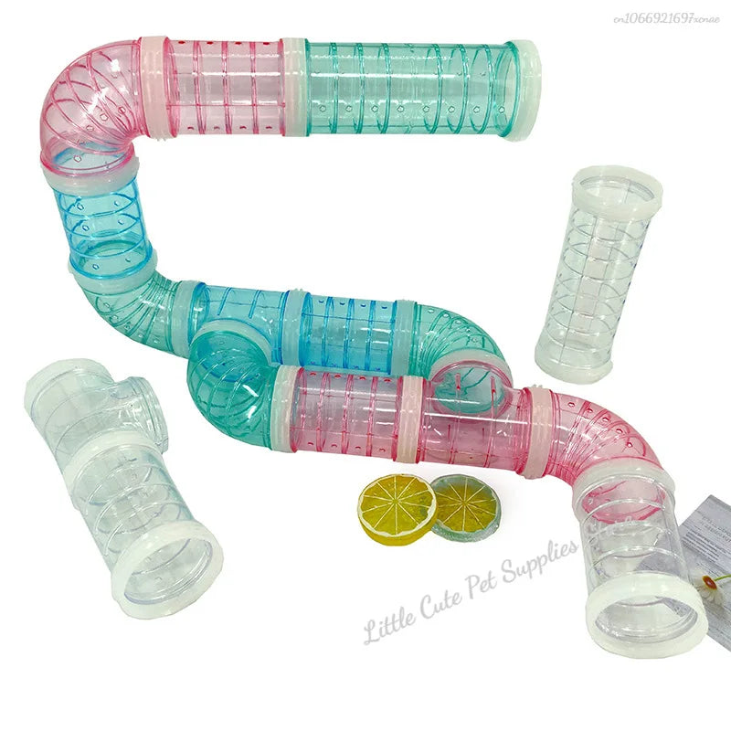Transparent DIY racing runway for hamsters by Petivo, featuring a 360° design for interactive play and exploration.