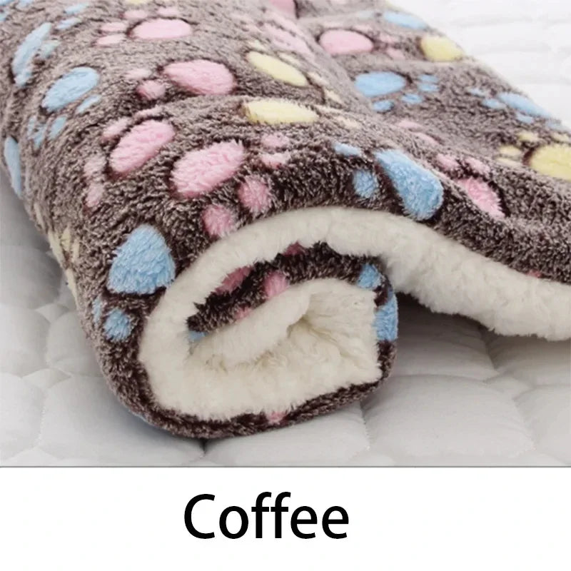 CozyNest™ flannel pet mattress, warm sleeping pad for dogs, cats, and puppies in a cozy, plush design.